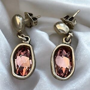 Uno de 50 Elegant Pink Swarovski Gemstone Earrings